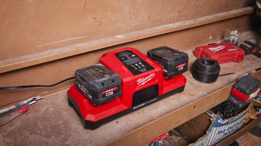 super chargeur double M18 DBSC Milwaukee super chargeur double M18 DBSC Milwaukee